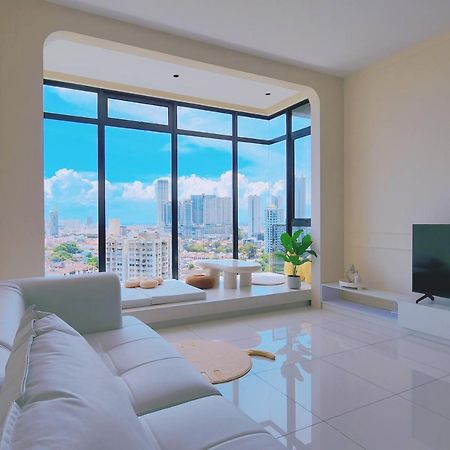 Skypool With Seaview 8Pax Beacon Executive Suites - Georgetown City Centre - 3Km To Komtar Ngoại thất bức ảnh