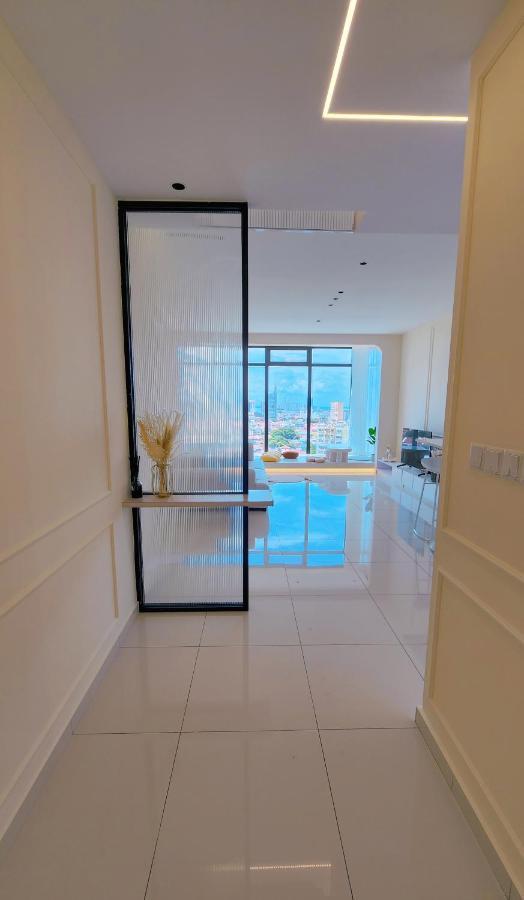 Skypool With Seaview 8Pax Beacon Executive Suites - Georgetown City Centre - 3Km To Komtar Ngoại thất bức ảnh