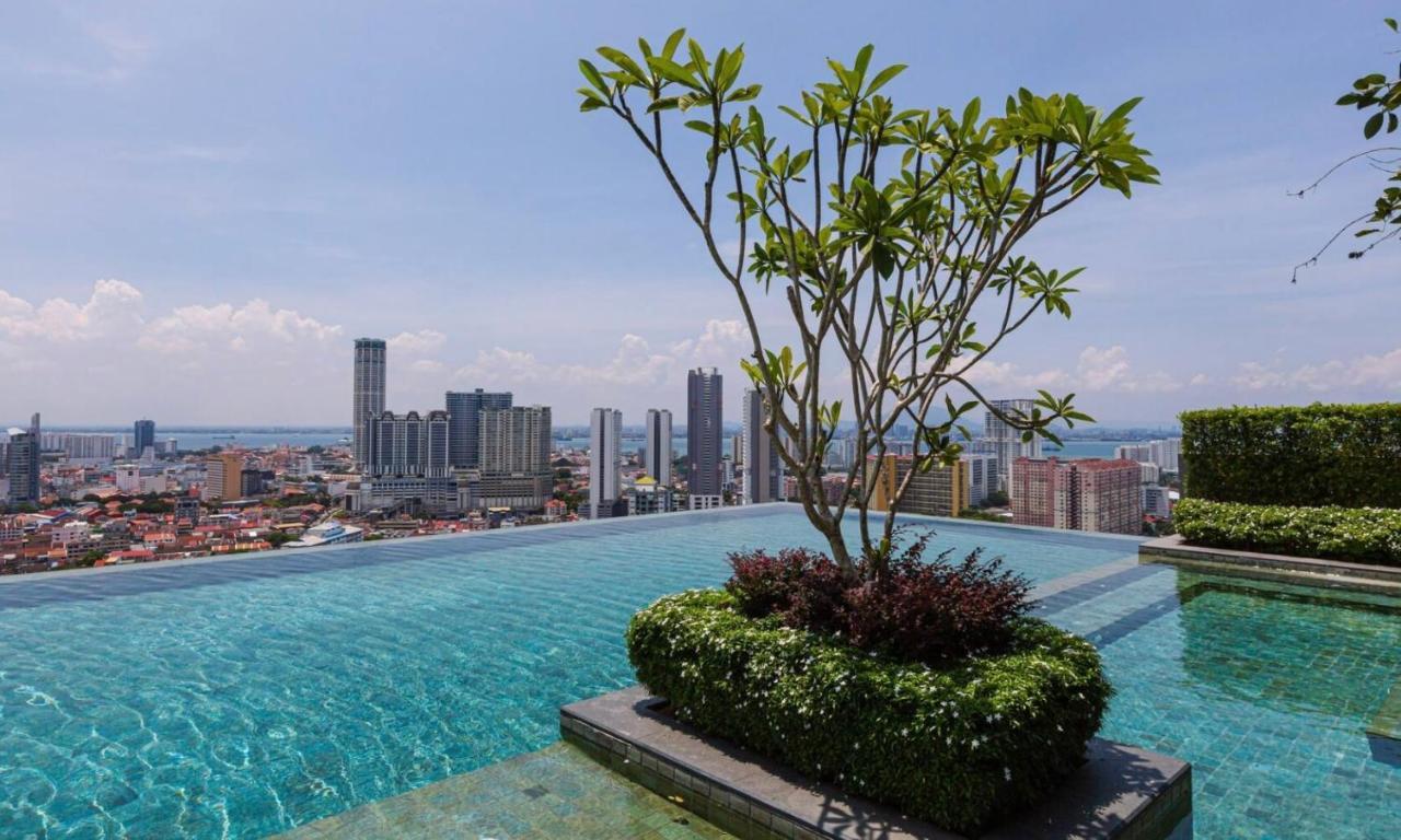Skypool With Seaview 8Pax Beacon Executive Suites - Georgetown City Centre - 3Km To Komtar Ngoại thất bức ảnh