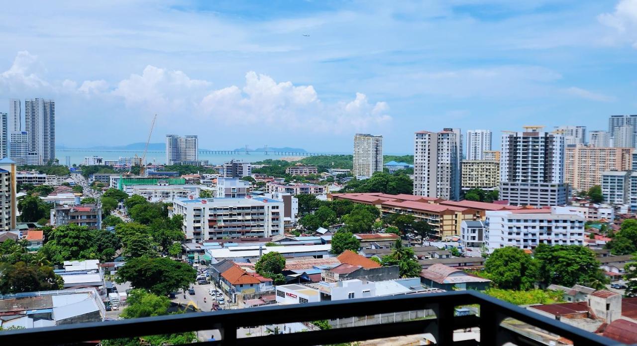Skypool With Seaview 8Pax Beacon Executive Suites - Georgetown City Centre - 3Km To Komtar Ngoại thất bức ảnh